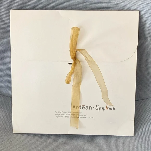 Armenian 100% Silk Scarf Hand Made in Yerevan Yellow/Grey St. Gregory Prayer NWT - Picture 4 of 16